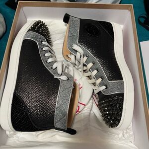 Men used christian louboutin size 41.5